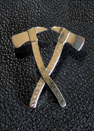 Double Cross Axe Pin